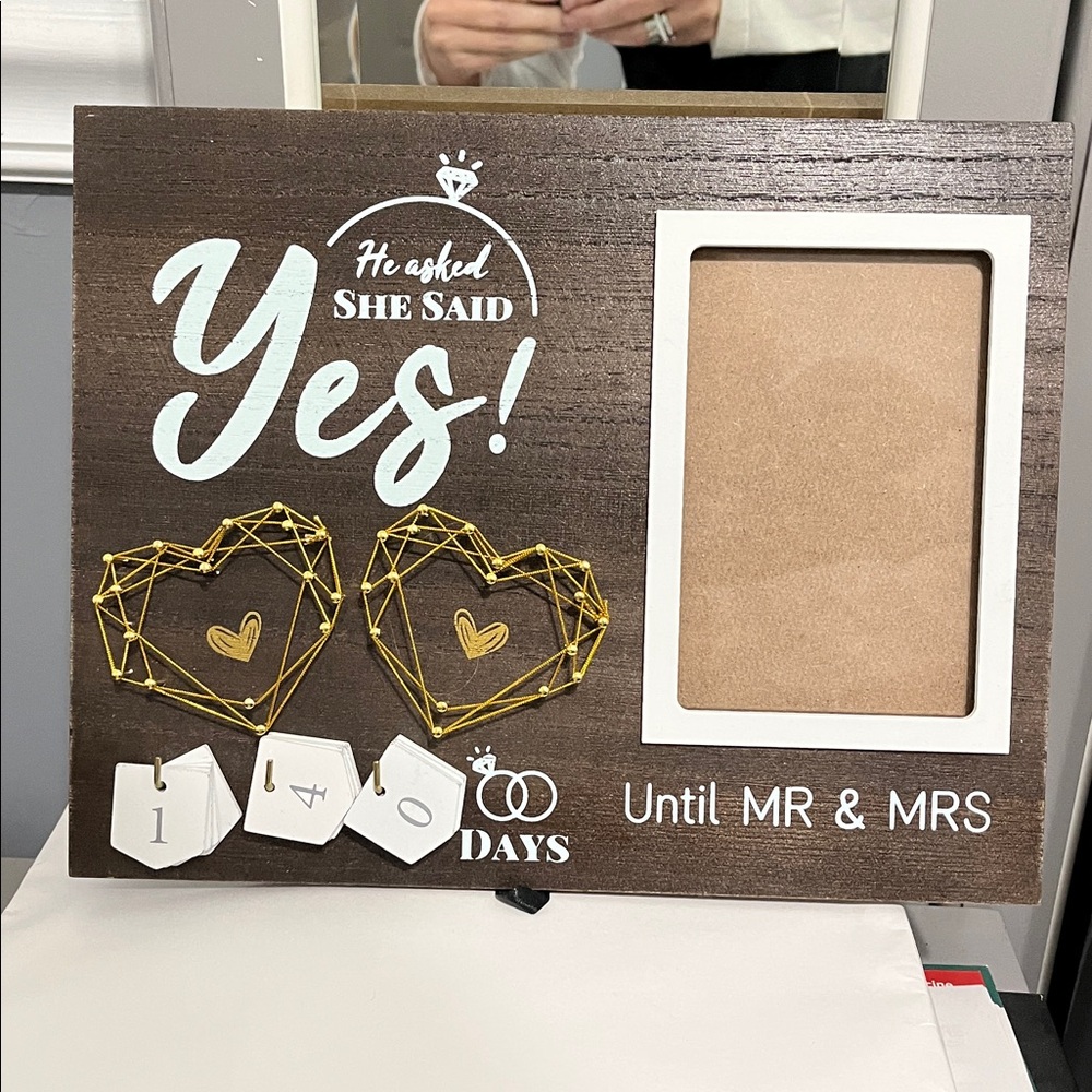 Engagement decor